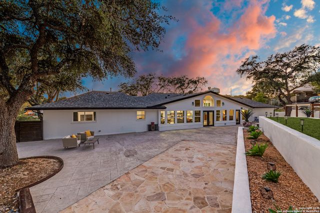 311 E WOODLAKE DR, San Antonio, TX 78229
