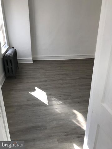 4832 E ROOSEVELT BLVD., Philadelphia, PA 19124