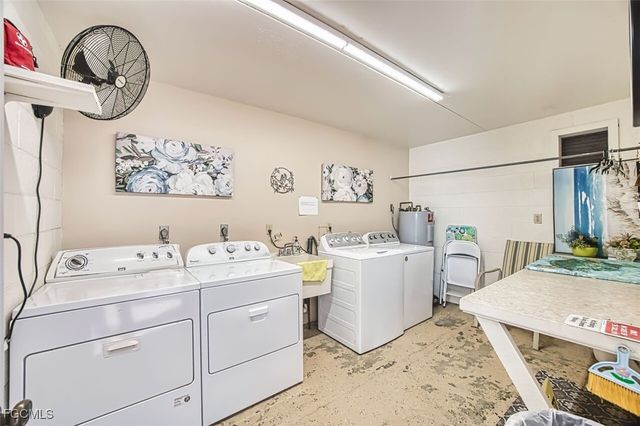 1624 Pine Valley DR 201, Fort Myers, FL 33907