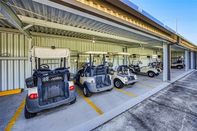 1624 Pine Valley DR 201, Fort Myers, FL 33907