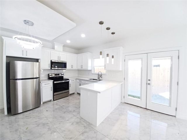 1404 S Xanthia Street 2, Alton, TX 78573