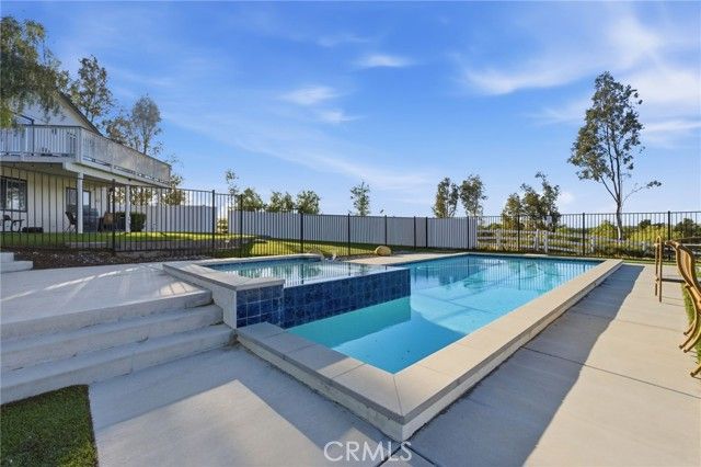 35825 Meadow Ridge, Temecula, CA 92592