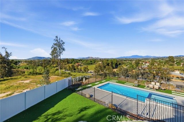 35825 Meadow Ridge, Temecula, CA 92592