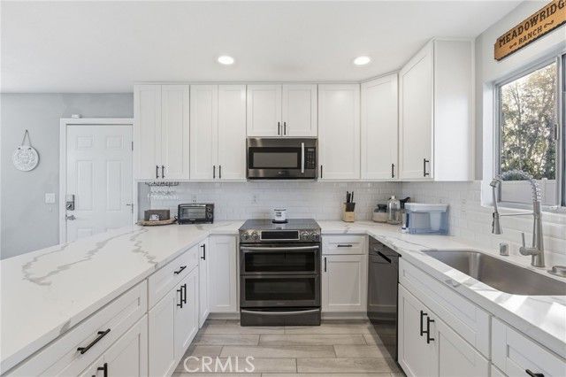 35825 Meadow Ridge, Temecula, CA 92592