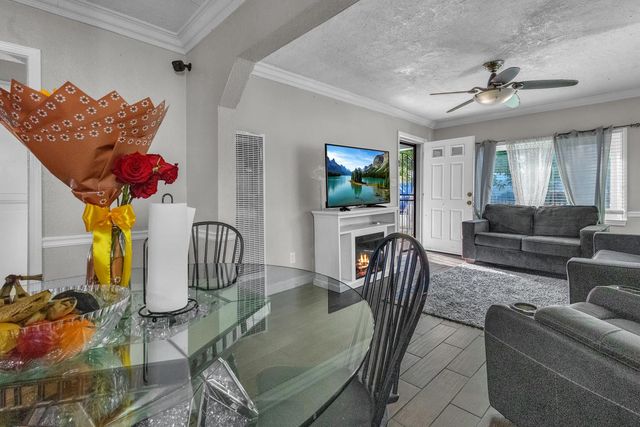 2338 E Miner Ave, Stockton, CA 95205