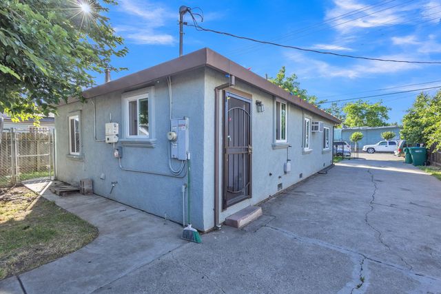 2338 E Miner Ave, Stockton, CA 95205