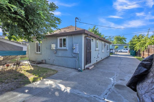 2338 E Miner Ave, Stockton, CA 95205