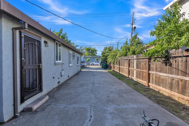 2338 E Miner Ave, Stockton, CA 95205