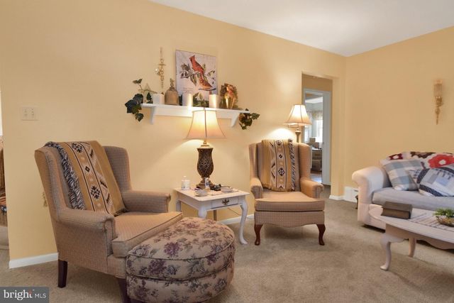2248 PHILADELPHIA AVENUE, Chambersburg, PA 17201