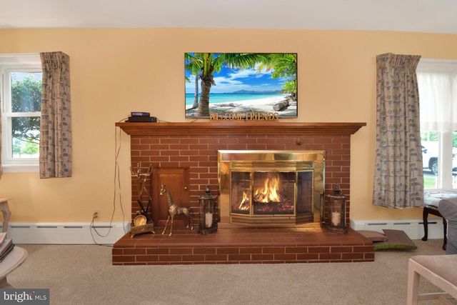 2248 PHILADELPHIA AVENUE, Chambersburg, PA 17201
