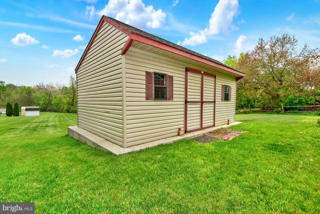 2248 PHILADELPHIA AVENUE, Chambersburg, PA 17201