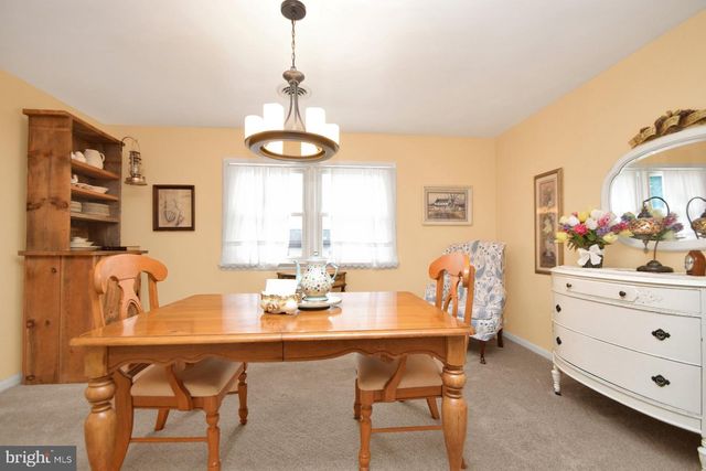2248 PHILADELPHIA AVENUE, Chambersburg, PA 17201