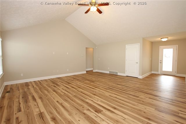 203 Prado Drive, Hurricane, WV 25526