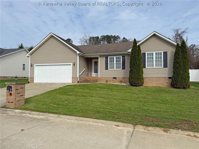 203 Prado Drive, Hurricane, WV 25526