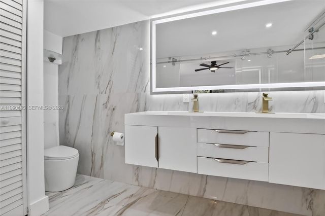 620 Camellia Ct, Plantation, FL 33317