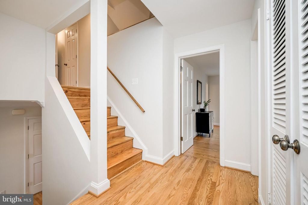 5205 WESTPATH WAY, Bethesda, MD 20816