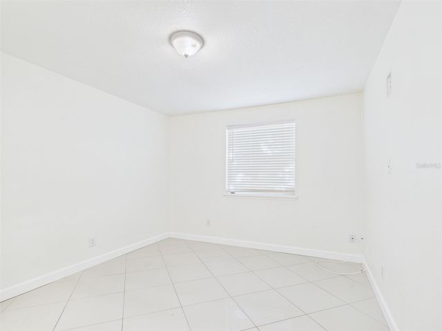 7512 DOLONITA DRIVE, Tampa, FL 33615