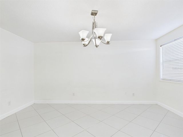 7512 DOLONITA DRIVE, Tampa, FL 33615