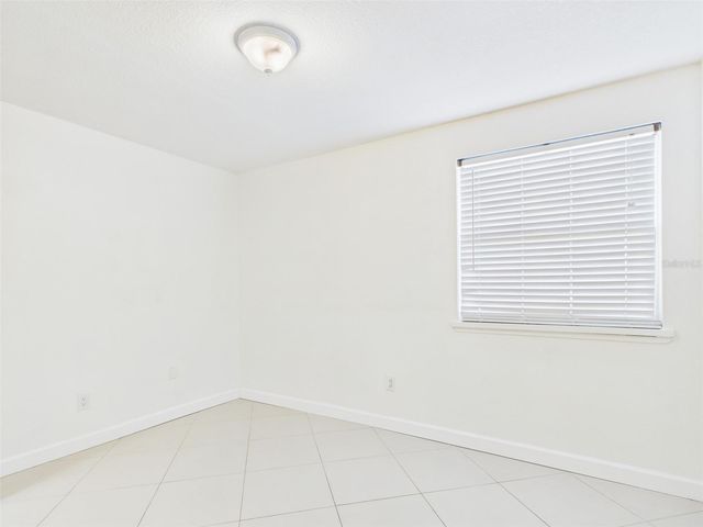 7512 DOLONITA DRIVE, Tampa, FL 33615