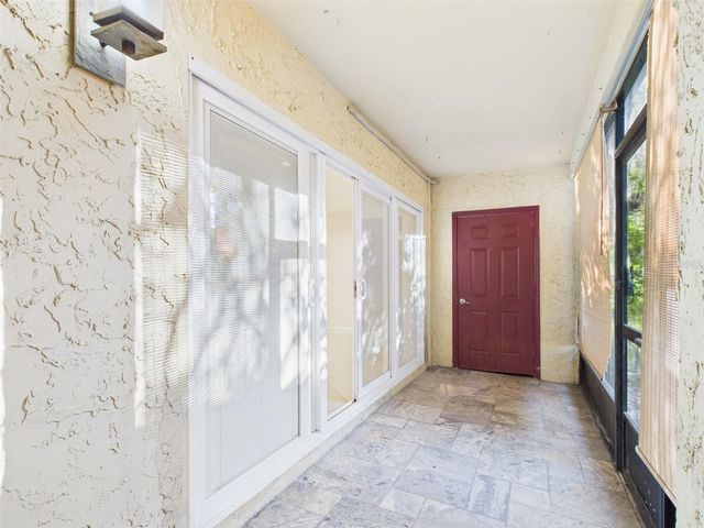 7512 DOLONITA DRIVE, Tampa, FL 33615