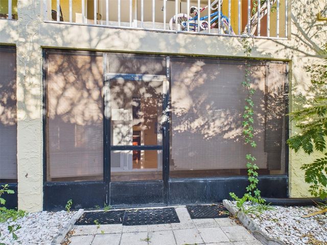 7512 DOLONITA DRIVE, Tampa, FL 33615