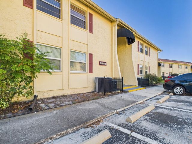 7512 DOLONITA DRIVE, Tampa, FL 33615