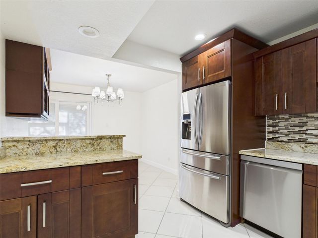 7512 DOLONITA DRIVE, Tampa, FL 33615