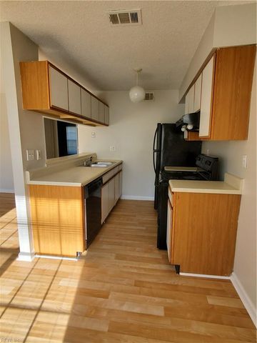 5668 Landfall DR, Virginia Beach, VA 23462