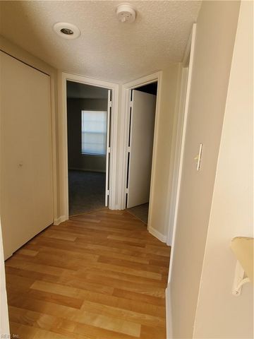 5668 Landfall DR, Virginia Beach, VA 23462