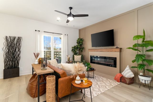 69 Holland Park West, Clarksville, TN 37043