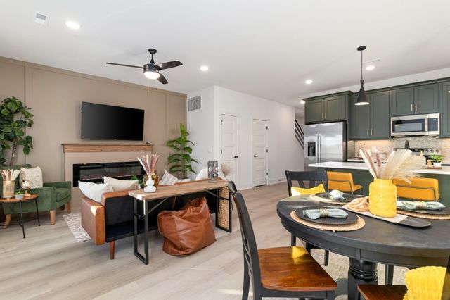 69 Holland Park West, Clarksville, TN 37043