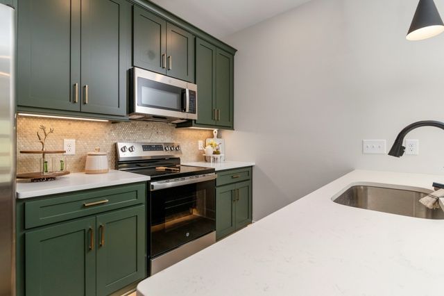 69 Holland Park West, Clarksville, TN 37043