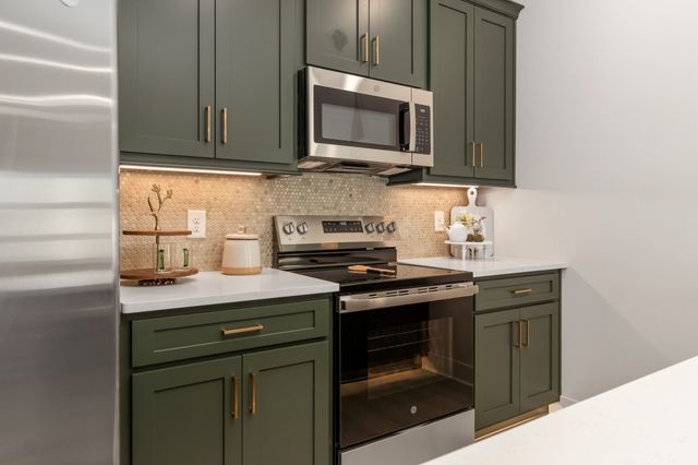 69 Holland Park West, Clarksville, TN 37043