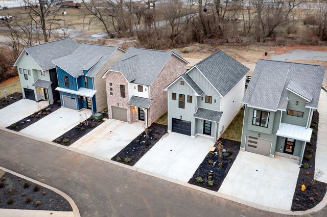 69 Holland Park West, Clarksville, TN 37043