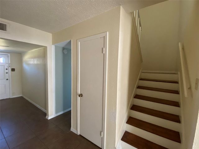 8470 Leawood Boulevard, Houston, TX 77072