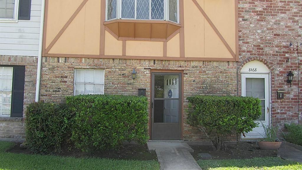 8470 Leawood Boulevard, Houston, TX 77072