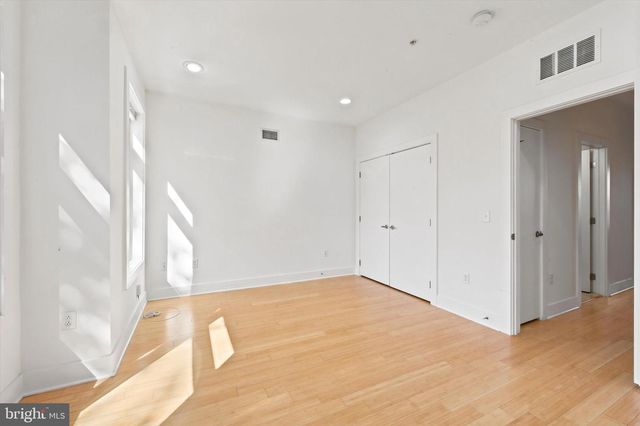 2544 SALMON ST, Philadelphia, PA 19125