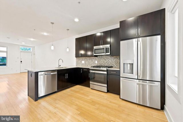 2544 SALMON ST, Philadelphia, PA 19125