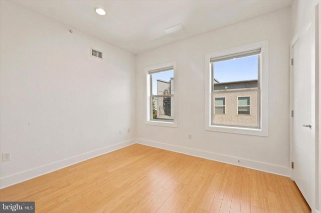 2544 SALMON ST, Philadelphia, PA 19125