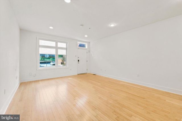 2544 SALMON ST, Philadelphia, PA 19125