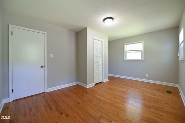 700 Fernwood Drive, Clayton, NC 27520