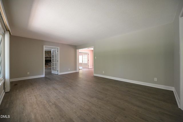 700 Fernwood Drive, Clayton, NC 27520