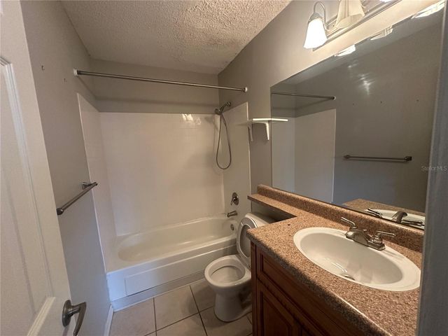 1695 LEE ROAD E116, Winter Park, FL 32789