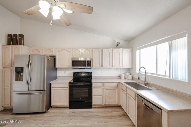 7421 W EVA Street, Peoria, AZ 85345