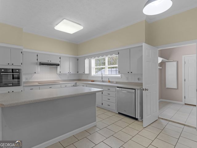 2074 McGarity Road, Mcdonough, GA 30252