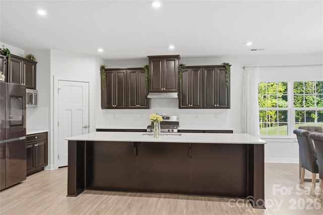 10158 Paper Birch Drive, Charlotte, NC 28215