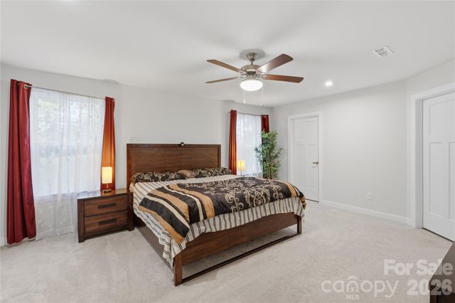 10158 Paper Birch Drive, Charlotte, NC 28215