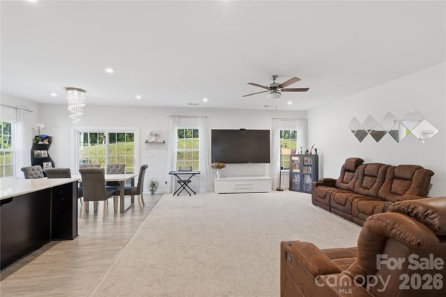 10158 Paper Birch Drive, Charlotte, NC 28215