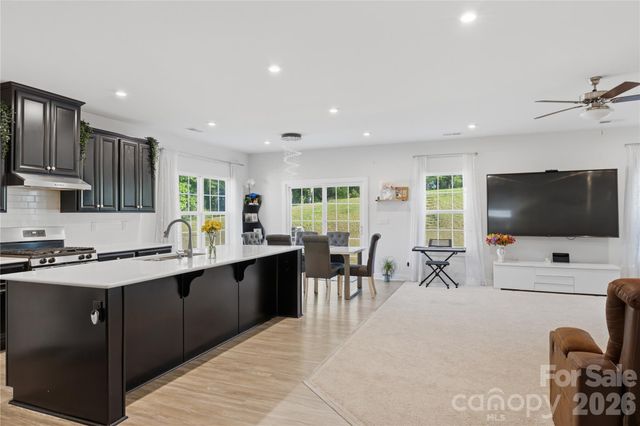 10158 Paper Birch Drive, Charlotte, NC 28215