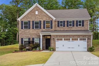 10158 Paper Birch Drive, Charlotte, NC 28215